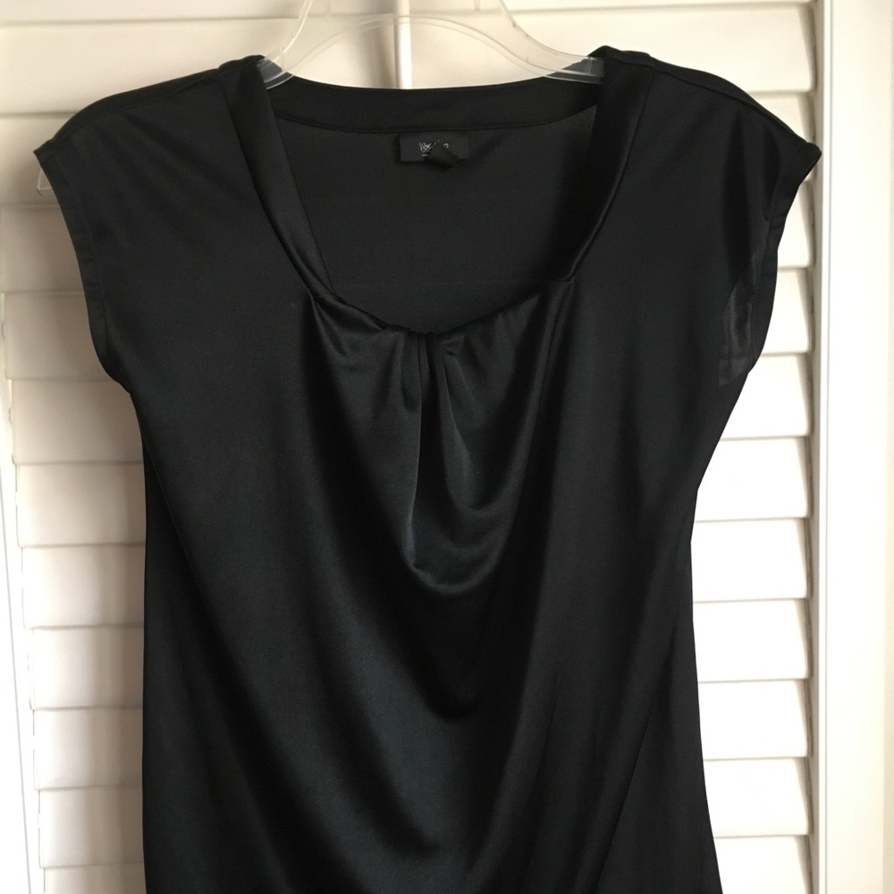 Black mossimo shirt